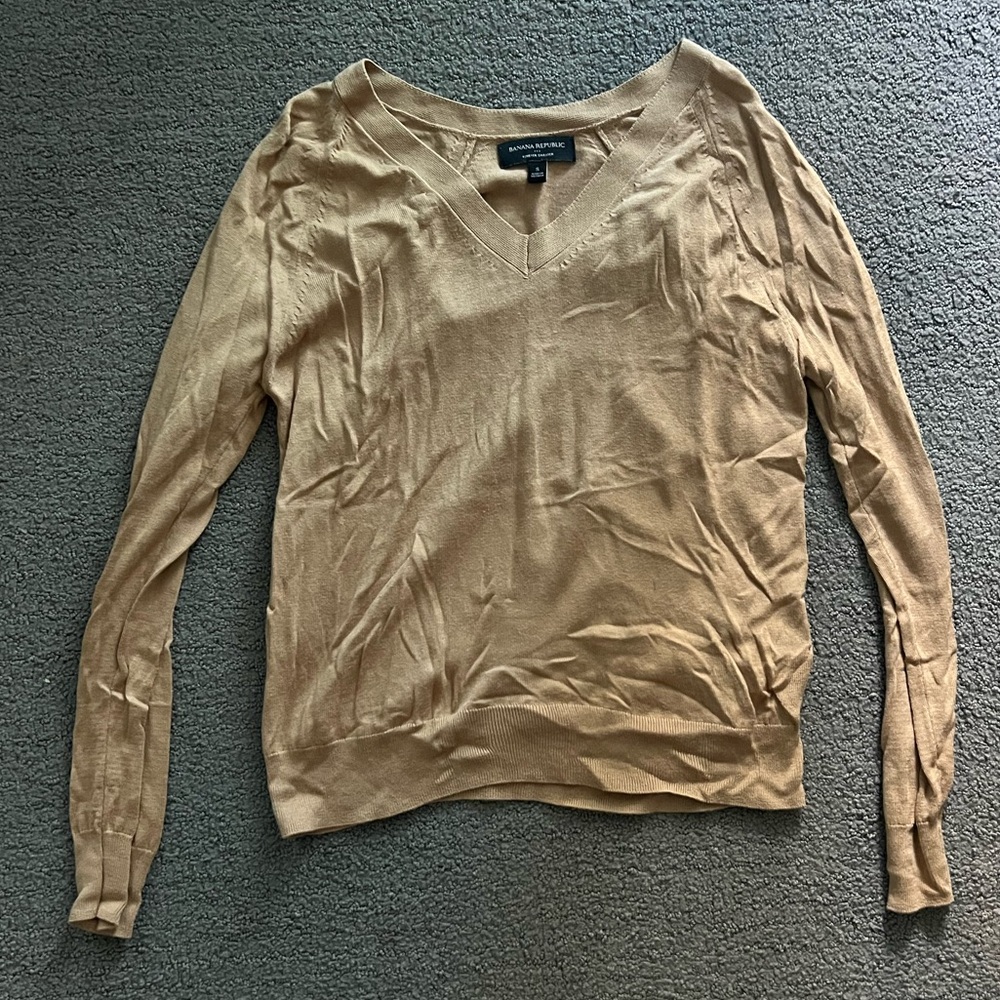 Banana Republic Sweater - Size Small